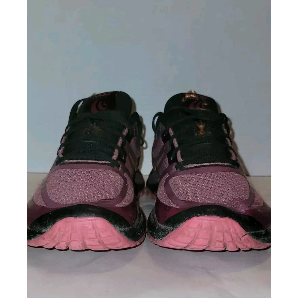 Topo Athletic Runventure 2 Women Hiking‎ Trail Running Shoes 8 Square Toe